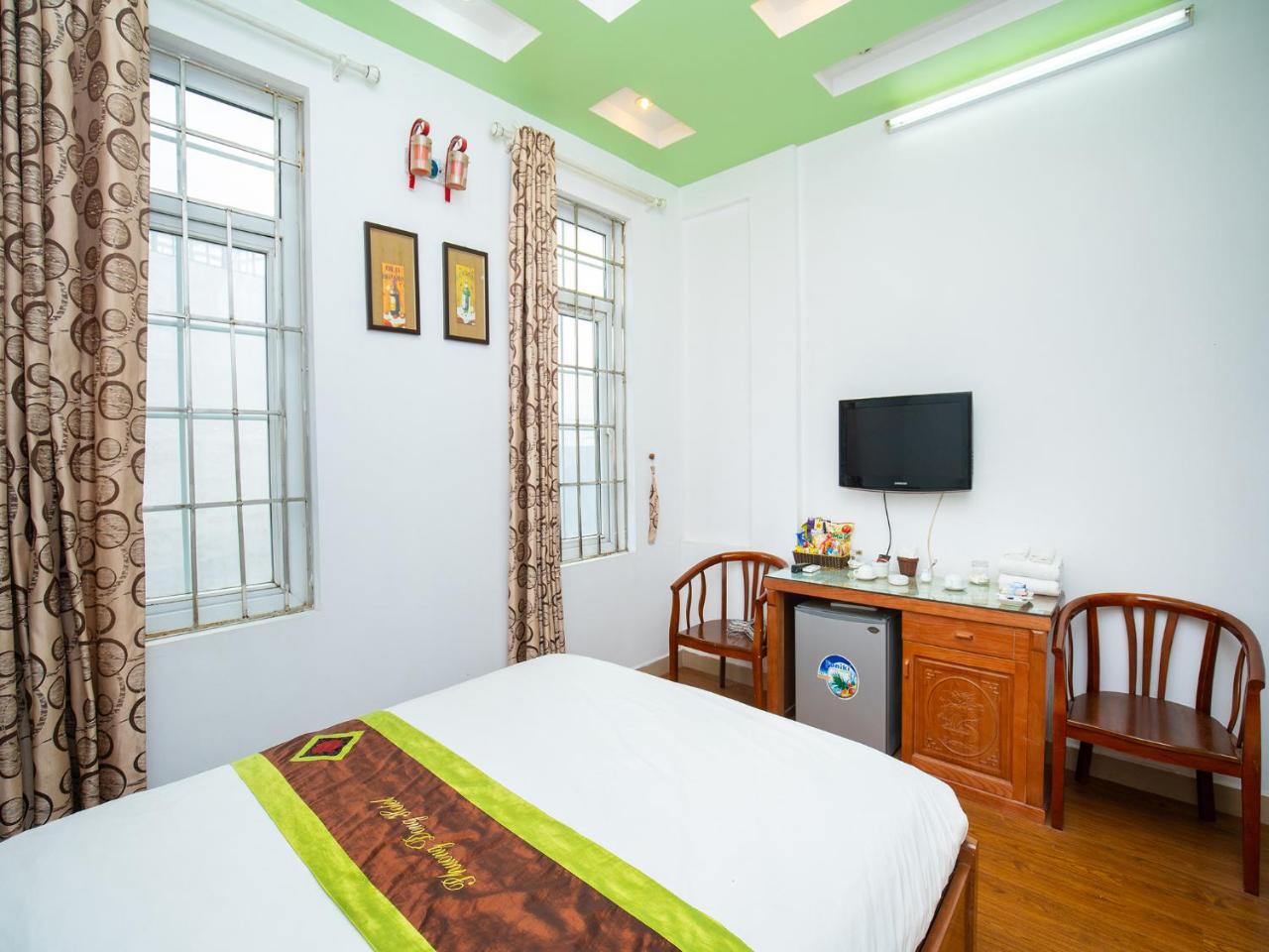 Phuong Dong Hotel Ханой Екстер'єр фото